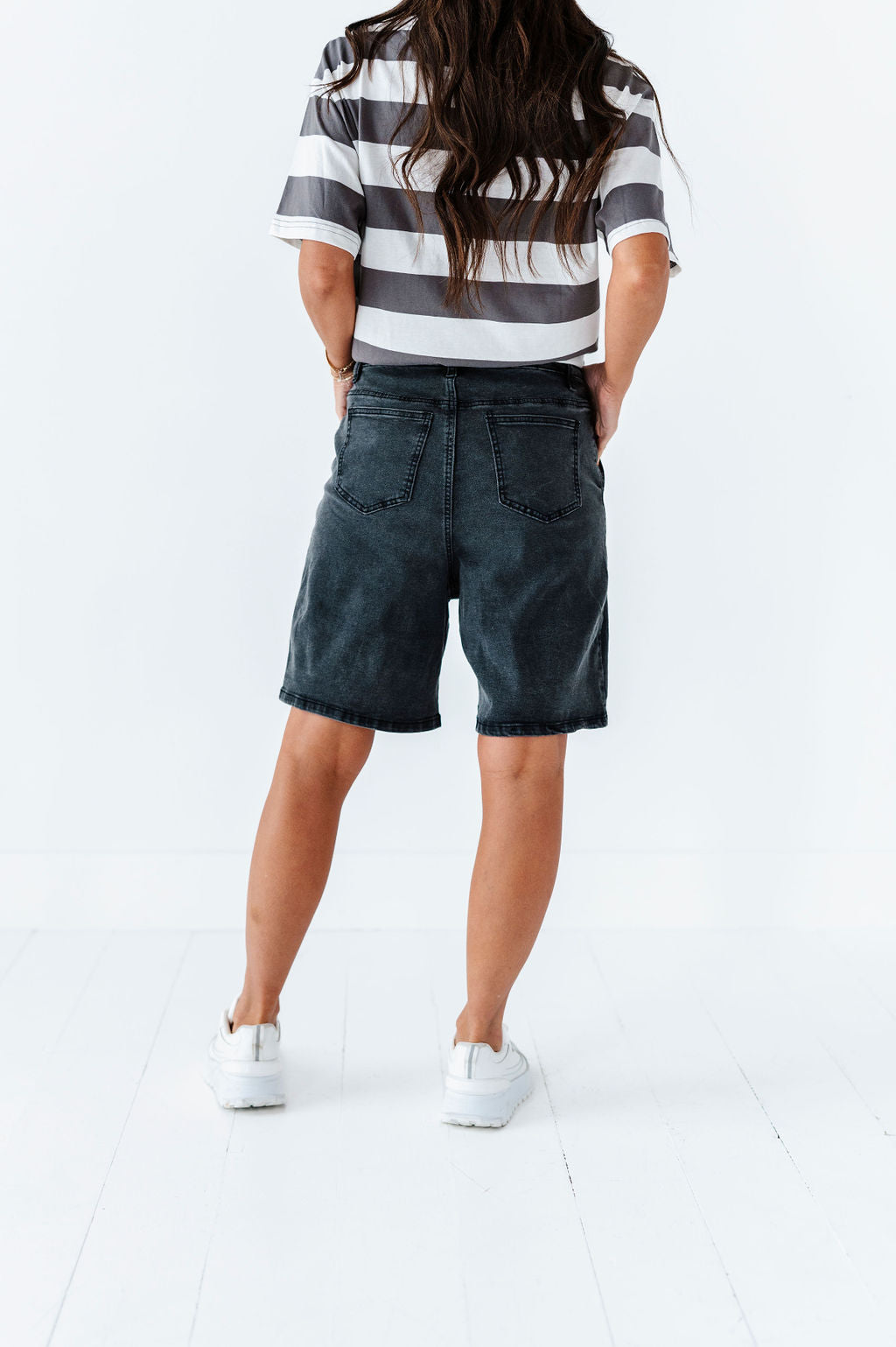 Jenna Denim Bermuda Shorts In Black